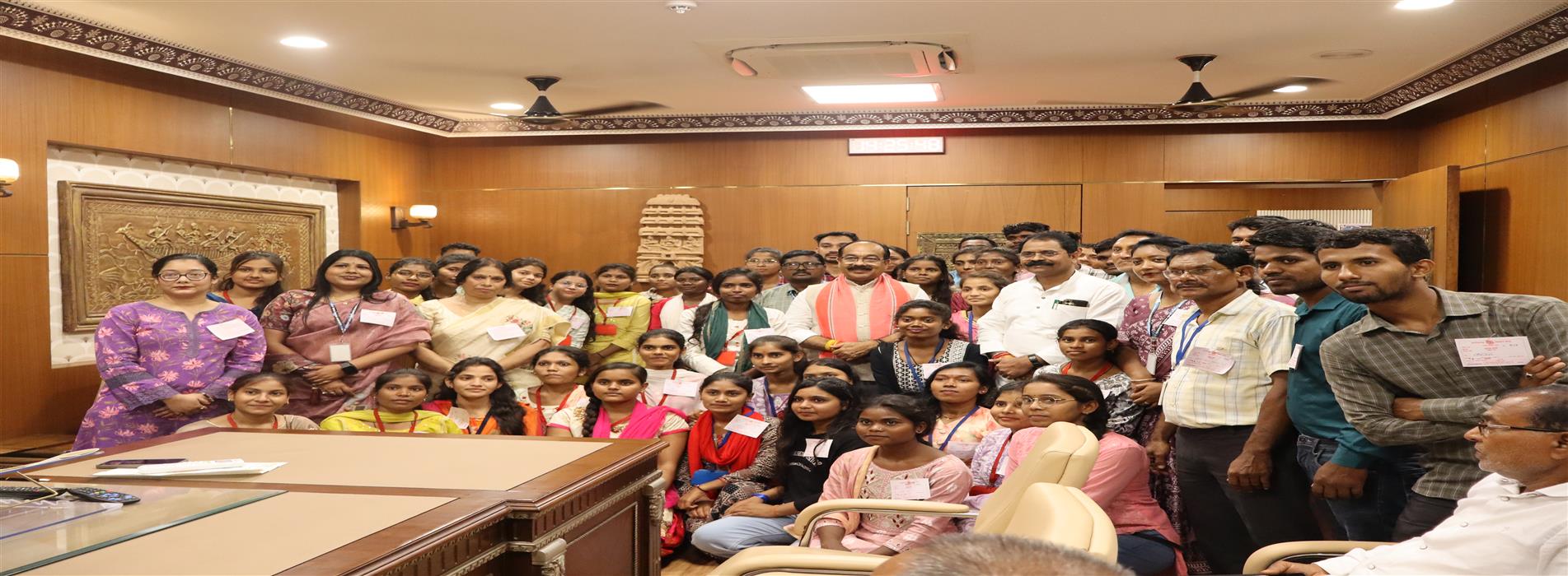 Government College Mopka | Late Ramnath Verma Government College Mopka-Nipania,District :- Balodabazar-Bhatapara Pin No.- 493118 | स्व. रामनाथ वर्मा शासकीय महाविद्यालय मोपका-निपनिया, जिला :- बलौदाबाजार-भाटापारा पिन नंबर -493118 - Meeting with Deputy C.M. Arun Sao Ji